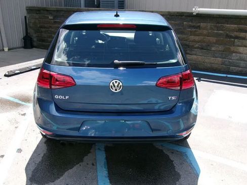 Used 2017 Volkswagen Golf SE FWD image 6