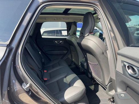 Used 2025 Volvo XC60 B5 Plus w/ Climate Package image 11