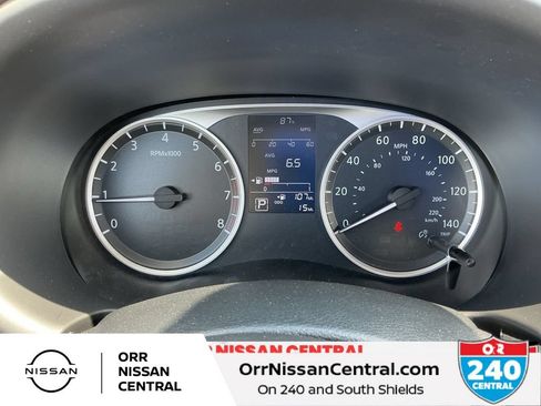 Used 2025 Nissan Kicks Play S FWD image 22
