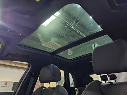 Certified 2025 Audi Q3 2.0T Premium w/ Convenience Package image 24