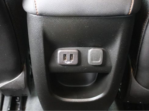 Used 2022 GMC Canyon AT4 w/ Trailering Package image 32