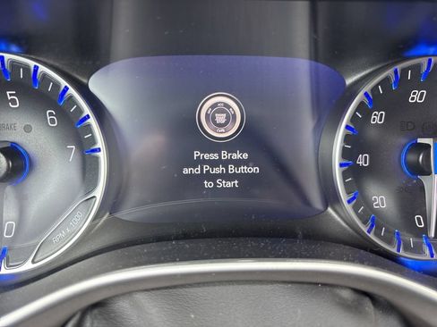 Used 2025 Chrysler Pacifica Select FWD image 23