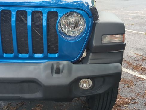 Used 2024 Jeep Wrangler Unlimited Sport AWD/4WD image 11