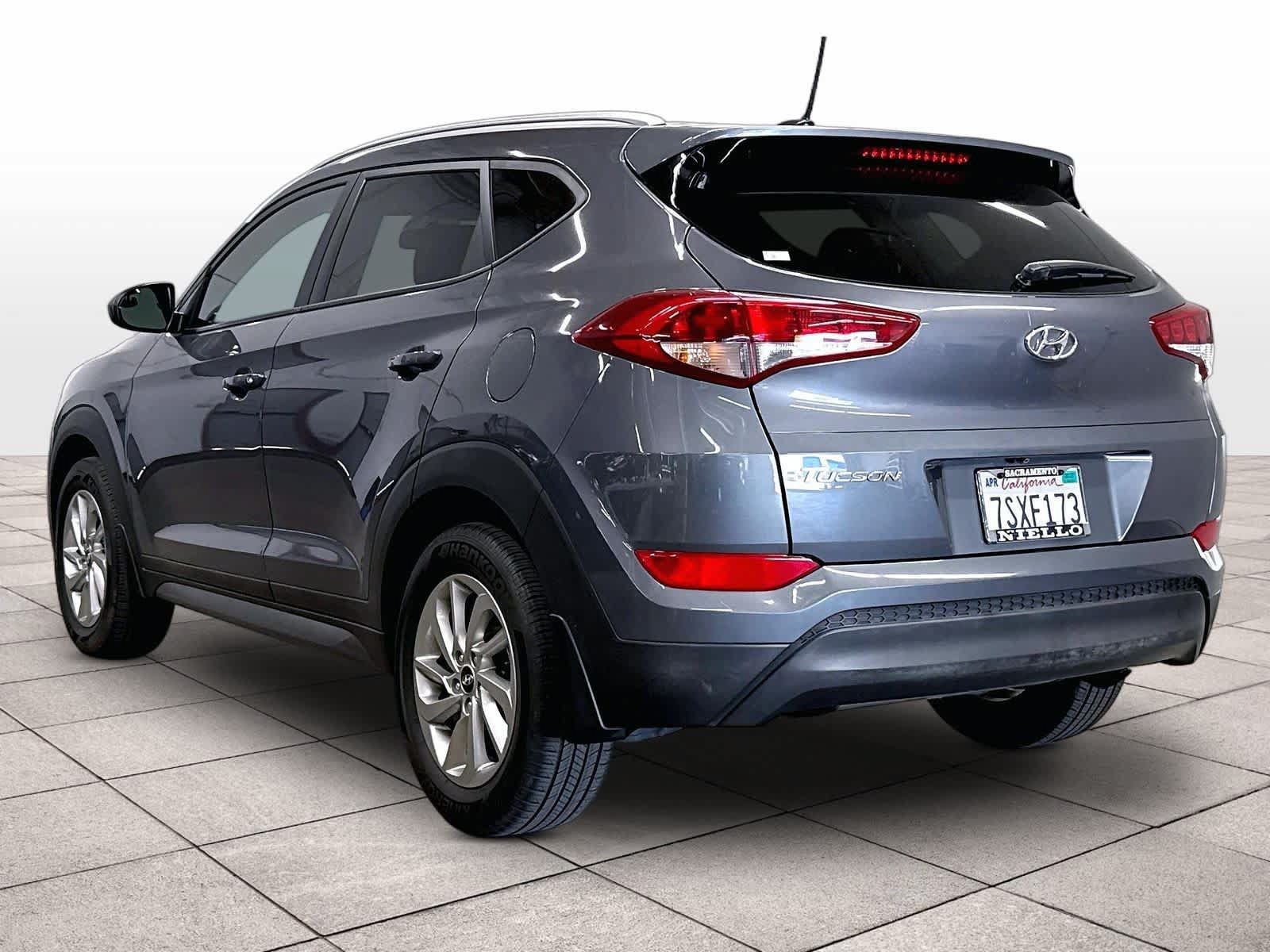 Used 2016 Hyundai Tucson SE w/ Option Group 02 FWD image 13