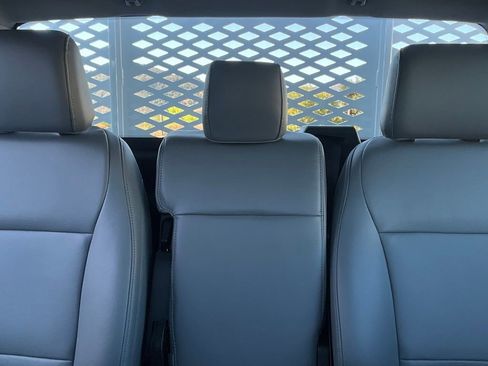 Used 2024 Ford F450 XL w/ XL Chrome Package image 37