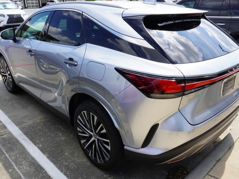 Used 2025 Lexus RX 350 Premium Plus w/ Convenience Package image 6
