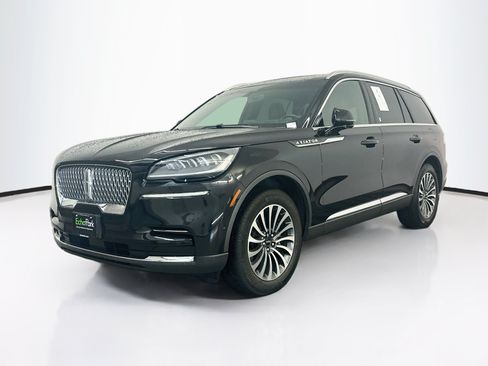 Used 2022 Lincoln Aviator Reserve w/ Equipment Group 201A AWD/4WD image 3