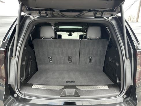 Used 2022 GMC Yukon Denali w/ Denali Ultimate Package image 32