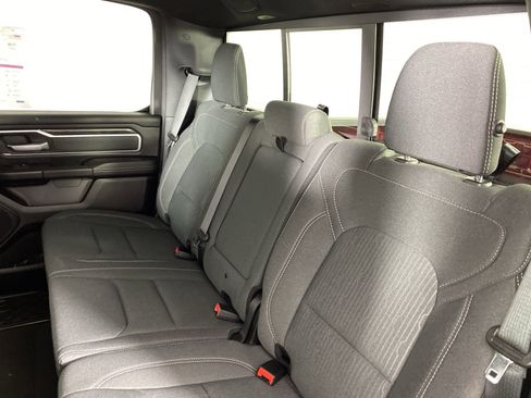 Used 2022 RAM 1500 Big Horn AWD/4WD image 34