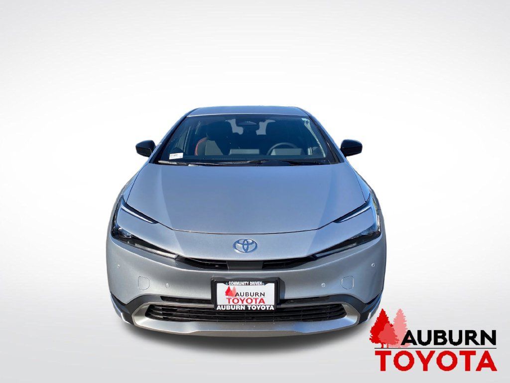New 2027 Toyota Prius Plug-In Hybrid FWD image 2