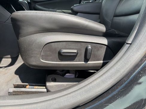 Used 2018 Chevrolet Cruze LT FWD image 34