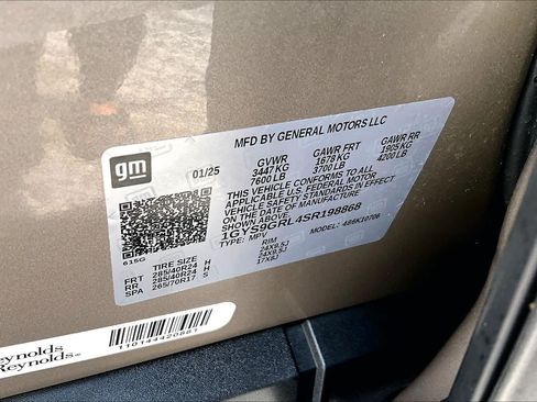 Used 2025 Cadillac Escalade Sport Platinum w/ LPO, Floor Liner Package AWD/4WD image 35