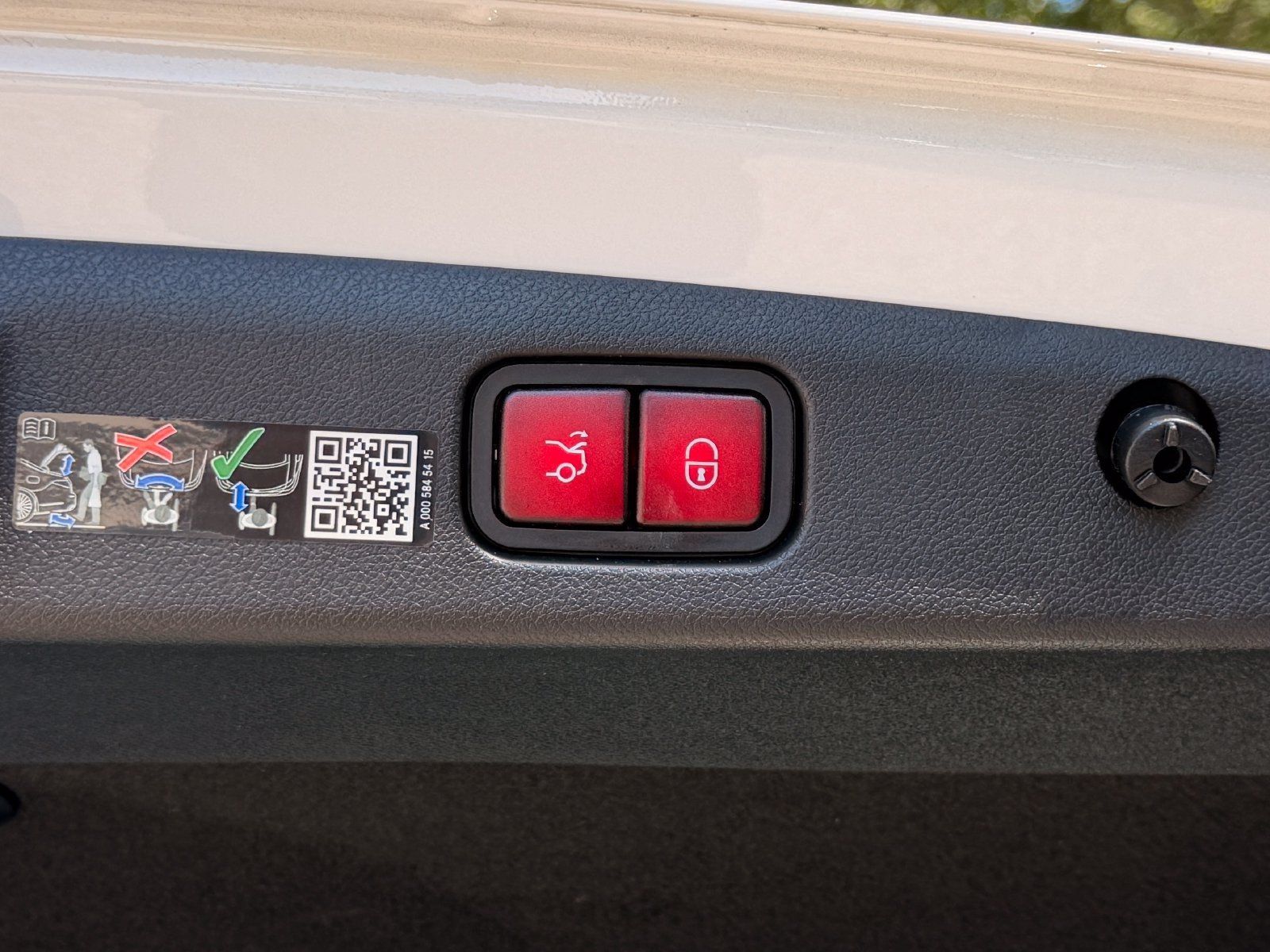Certified 2024 Mercedes-Benz E 450 4MATIC Sedan image 18
