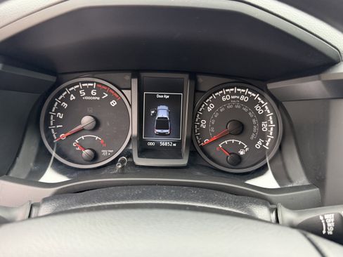 Used 2023 Toyota Tacoma SR AWD/4WD image 21