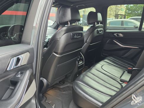 Used 2022 BMW X5 M50i AWD/4WD image 21