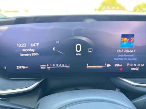 Used 2025 Buick Envision Sport Touring image 30