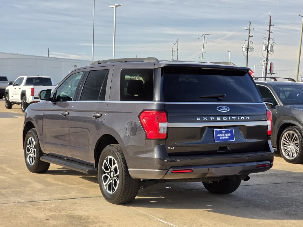 Used 2024 Ford Expedition XLT RWD image 7