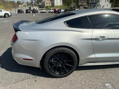Used 2015 Ford Mustang GT RWD image 8