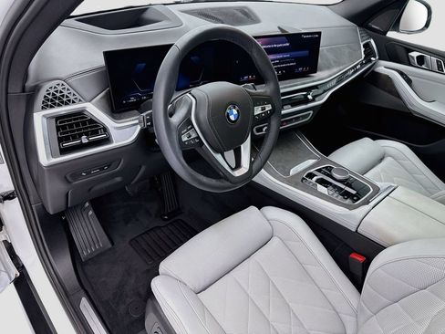 Certified 2024 BMW X5 sDrive40i w/ Premium Package RWD image 9