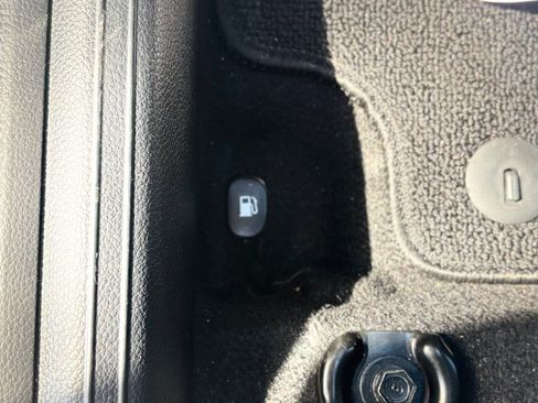 Used 2021 Kia Seltos SX image 27