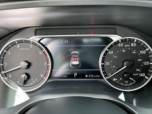 Used 2023 Nissan Rogue SL w/ SL Premium Package image 24