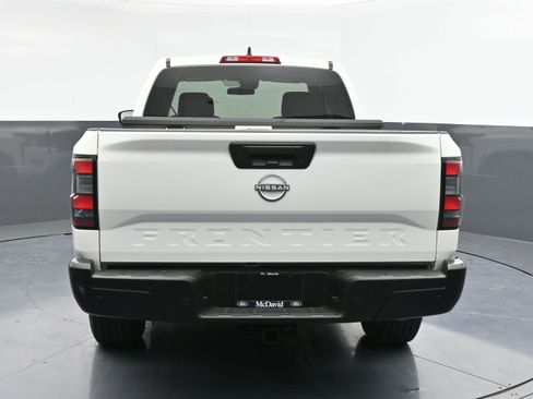 Used 2024 Nissan Frontier S w/ Technology Package image 7