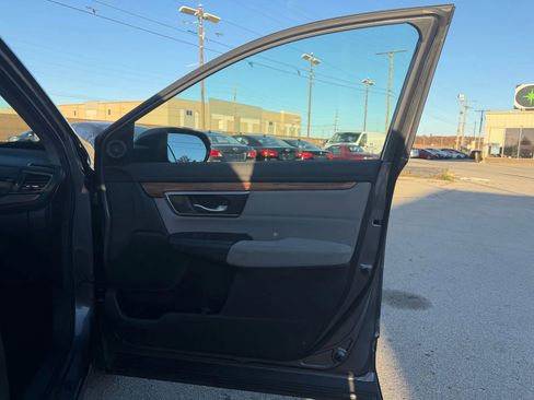 Used 2017 Honda CR-V EX image 12