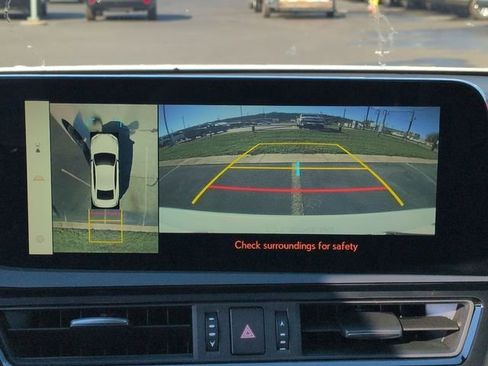 Used 2024 Lexus ES 350 Ultra Luxury image 12