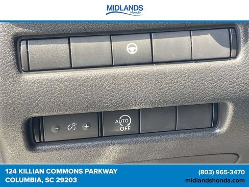 Used 2023 Nissan Rogue SV AWD/4WD image 17