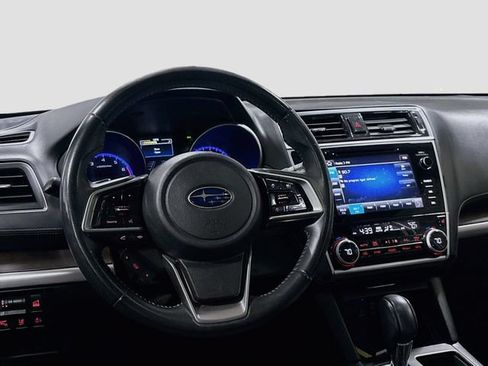 Used 2018 Subaru Outback 2.5i Limited AWD/4WD image 19
