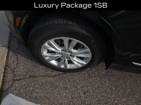 Used 2022 Cadillac XT5 Luxury AWD/4WD image 8