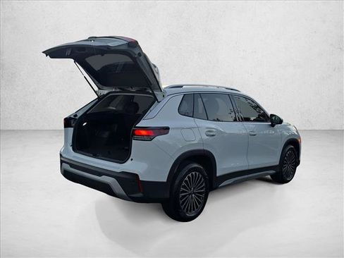 Used 2026 Volkswagen Tiguan S FWD image 2