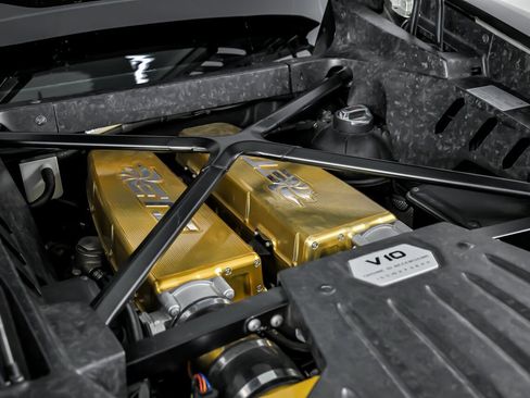 Used 2015 Lamborghini Huracan LP 610-4 image 16