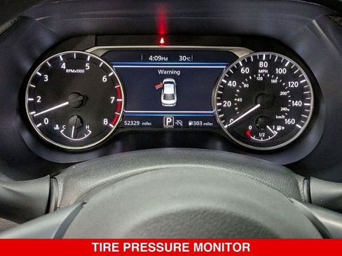 Certified 2024 Nissan Sentra SV FWD image 20