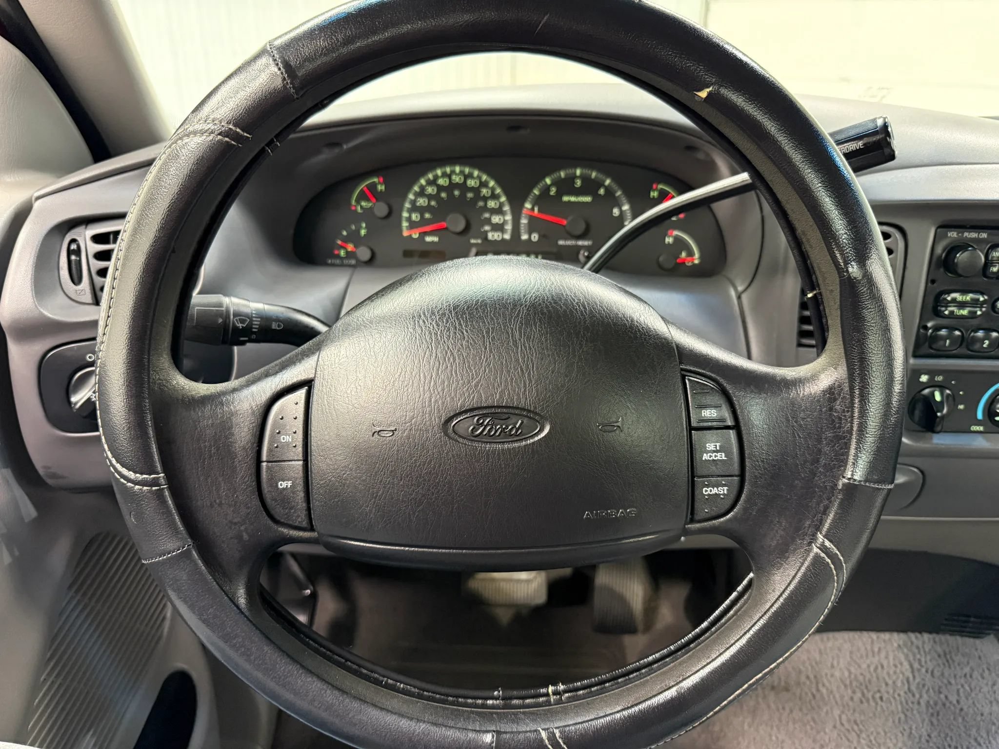 Used 1999 Ford F150 4x4 Regular Cab image 16