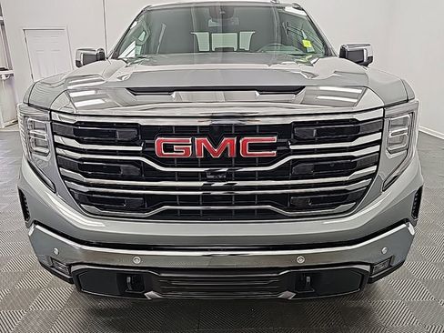 New 2026 GMC Sierra 1500 SLT w/ SLT Premium Plus Package image 3