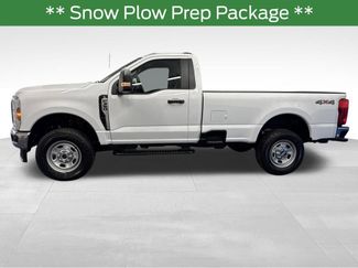 New 2026 Ford F350 XL w/ XL Chrome Package AWD/4WD video 2