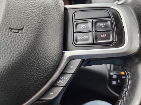 Used 2022 RAM 3500 Big Horn w/ Level C Equiment Group image 17