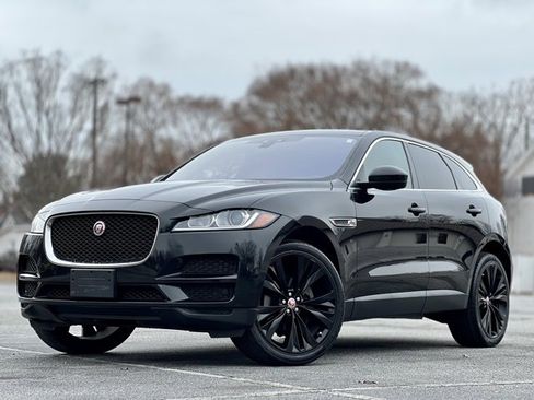 Used 2020 Jaguar F-PACE Premium image 1