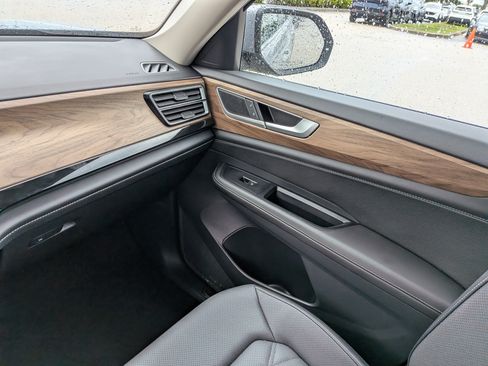 Used 2026 Volkswagen Atlas SE FWD image 20