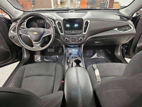 Used 2022 Chevrolet Malibu LT image 9