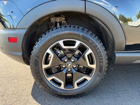 Used 2022 Ford Bronco Sport Outer Banks w/ Tech Package AWD/4WD image 9