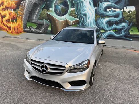 Used 2014 Mercedes-Benz E 350 4MATIC Sedan w/ Premium 1 Package image 3