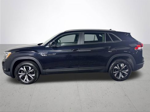 New 2025 Volkswagen Atlas Cross Sport SE image 9