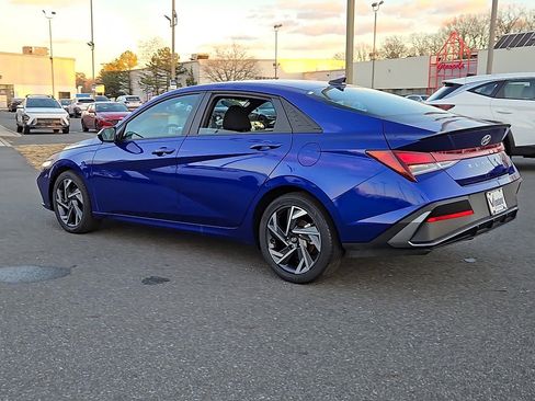 Certified 2025 Hyundai Elantra Sport image 6