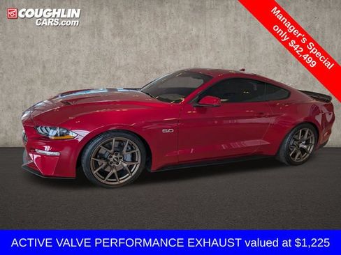 Used 2022 Ford Mustang GT Premium w/ Equipment Group 401A RWD image 5