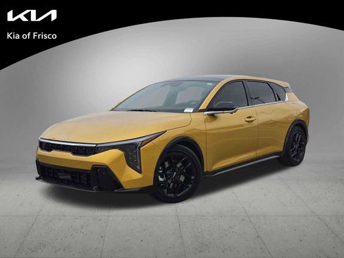 Used 2026 Kia K4 GT-Line Turbo image 1