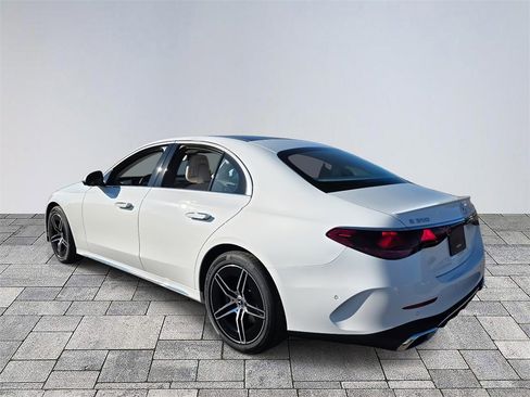 New 2026 Mercedes-Benz E 350 4MATIC Sedan image 5