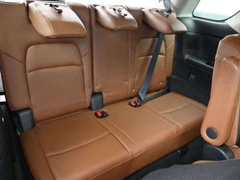 Used 2022 Nissan Pathfinder Platinum w/ Cargo Package AWD/4WD image 9