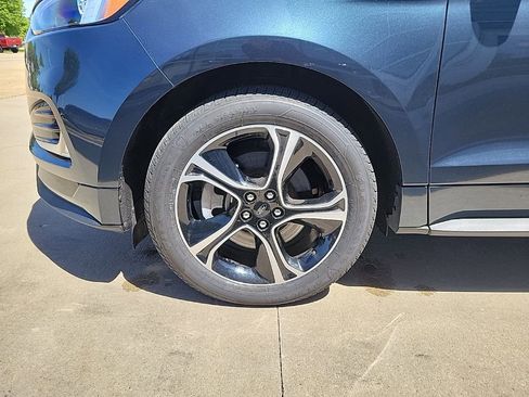 Used 2024 Ford Edge ST AWD/4WD image 14